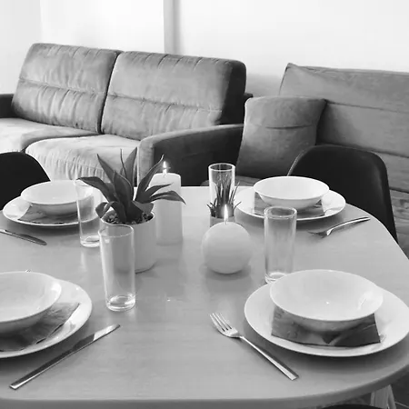 Capstay Avec Grande Terrasse Proche Aeroport Bastia - - Centre شقة