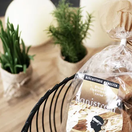 شقة Capstay Avec Grande Terrasse Proche Aeroport Bastia - - Centre لوسيانا