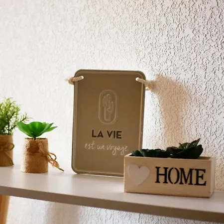 Capstay Avec Grande Terrasse Proche Aeroport Bastia - - Centre * لوسيانا