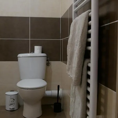 Capstay Avec Grande Terrasse Proche Aeroport Bastia - - Centre شقة لوسيانا