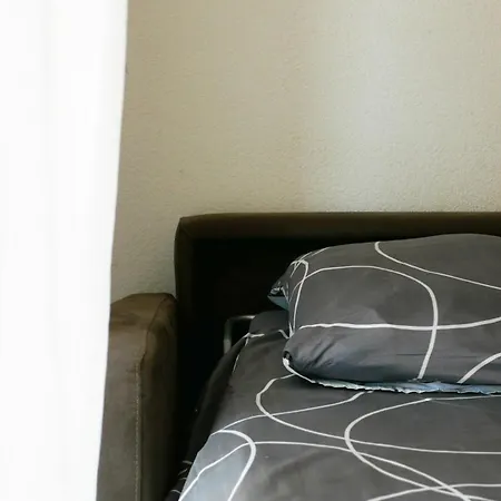 شقة Capstay Avec Grande Terrasse Proche Aeroport Bastia - - Centre *