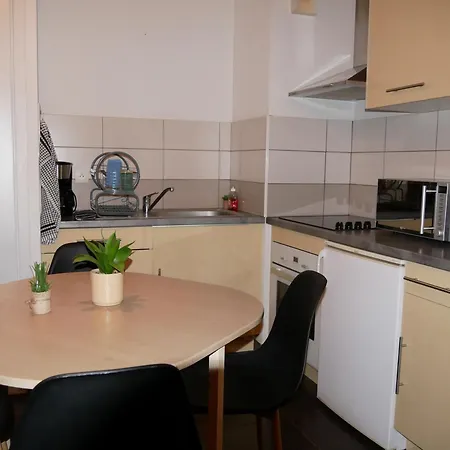 Capstay Avec Grande Terrasse Proche Aeroport Bastia - - Centre لوسيانا