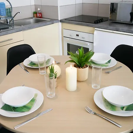 Capstay Avec Grande Terrasse Proche Aeroport Bastia - - Centre لوسيانا