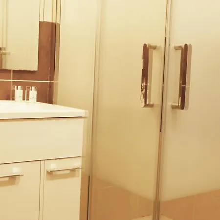 Capstay Avec Grande Terrasse Proche Aeroport Bastia - - Centre