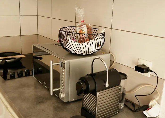 Capstay Avec Grande Terrasse Proche Aéroport Bastia - - Centre *