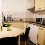 公寓 Capstay Avec Grande Terrasse Proche Aeroport Bastia - - Centre
