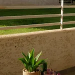 Capstay Avec Grande Terrasse Proche Aeroport Bastia - - Centre 鲁西亚纳