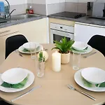Capstay Avec Grande Terrasse Proche Aeroport Bastia - - Centre 鲁西亚纳