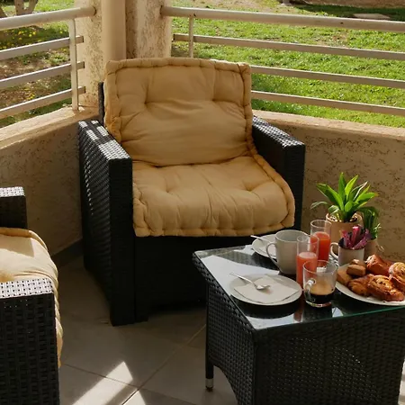 Serenity Apartment *