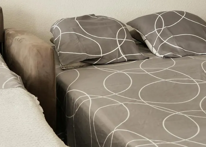 Capstay Avec Grande Terrasse Proche Aeroport Bastia - - Centre Appartement *