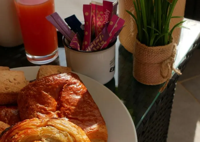 Capstay Avec Grande Terrasse Proche Aeroport Bastia - - Centre *